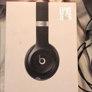 Beats headphones solo 2